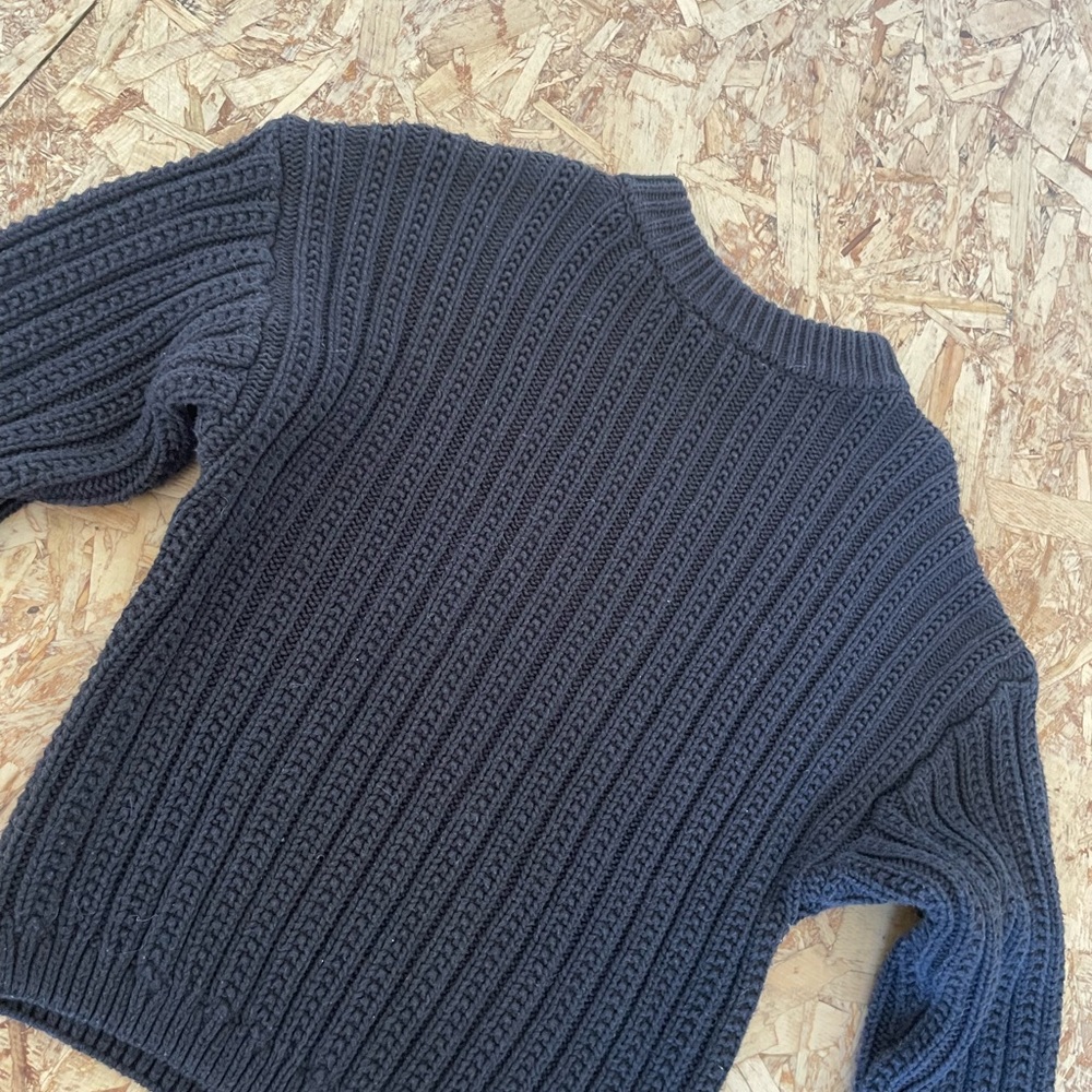 Universal Thread Sweater - Picture 2 of 4